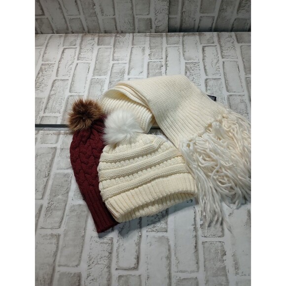 Lot 3 PCs Winter  Chunky Knit Fringe Ivory Scarf (Mixit) And Two  Beanie - Picture 1 of 8